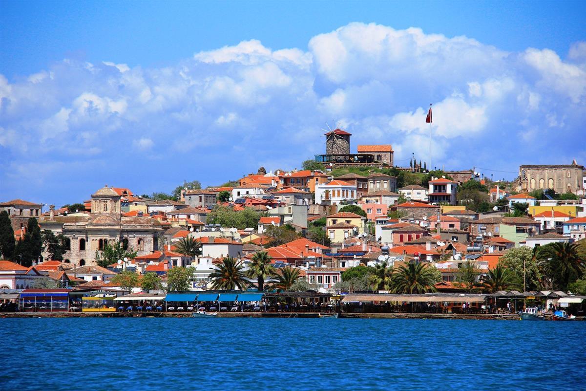 KUŞADASI ÇEŞME EFES SELÇUK TURU 3 GÜNLÜK